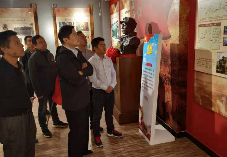 Z6尊龙凯时党支部开展“不忘初心、切记使命”主题党日活动