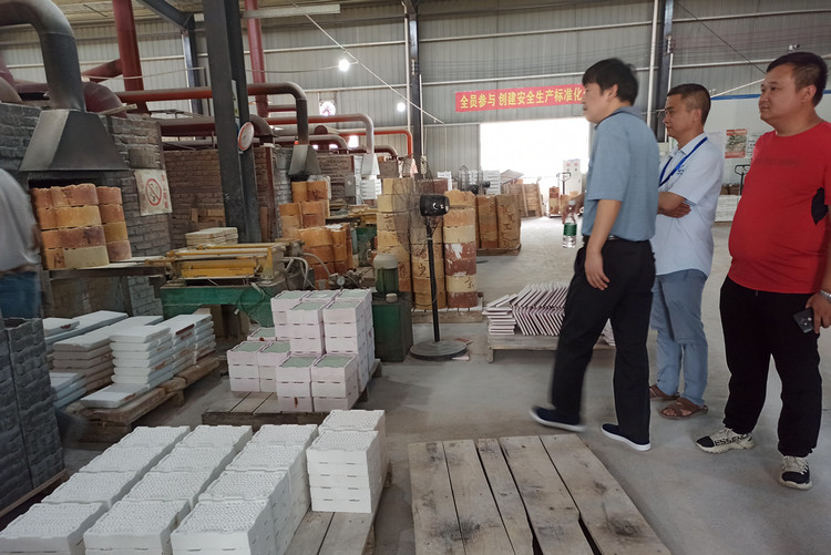 湖南Z6尊龙凯时助力复工复产，，，，，携手开拓未来