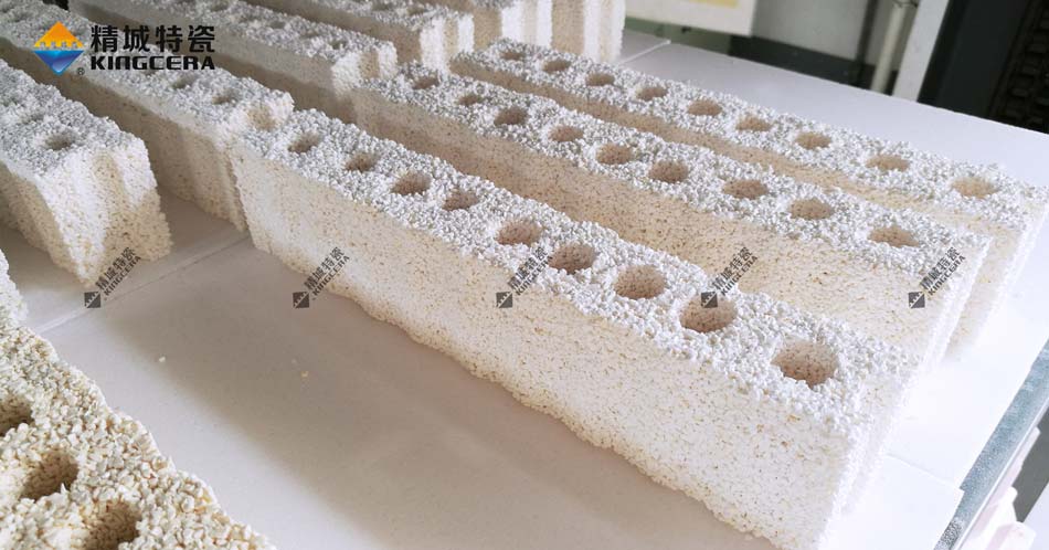 Z6尊龙凯时特瓷ZTA陶瓷颗粒预制体