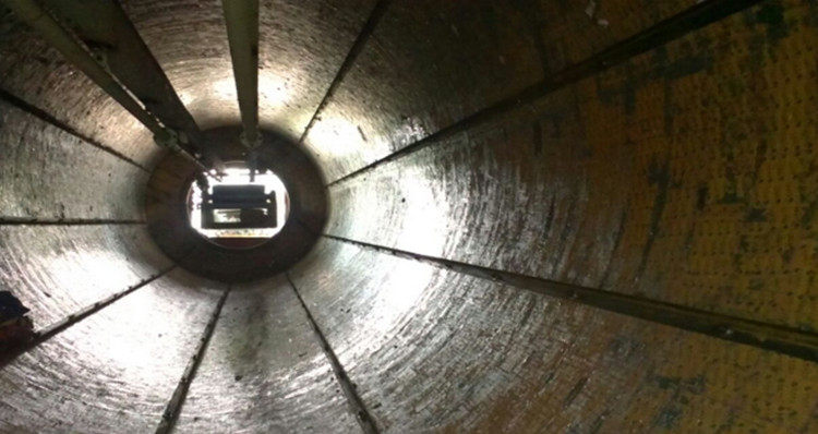 安徽某烧结厂圆筒混淆机使用Z6尊龙凯时耐磨陶瓷衬板